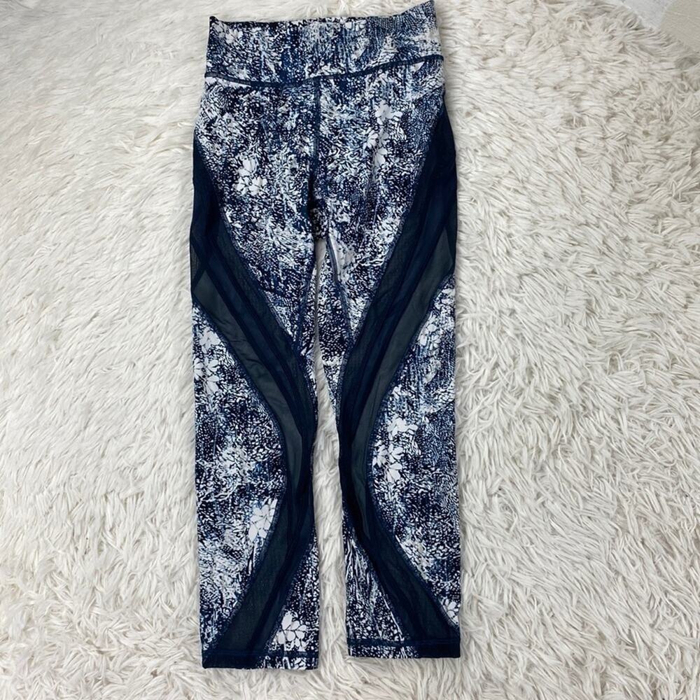 Lululemon Never Still Crop *21" Wildwood White Multi / Nocturnal Teal